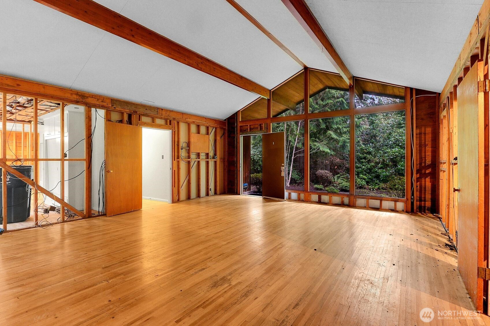 10815 Algonquin Road