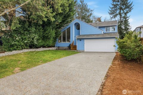 Photo of 19532 135th Avenue SE, Renton, WA 98058 (MLS # 2485823)