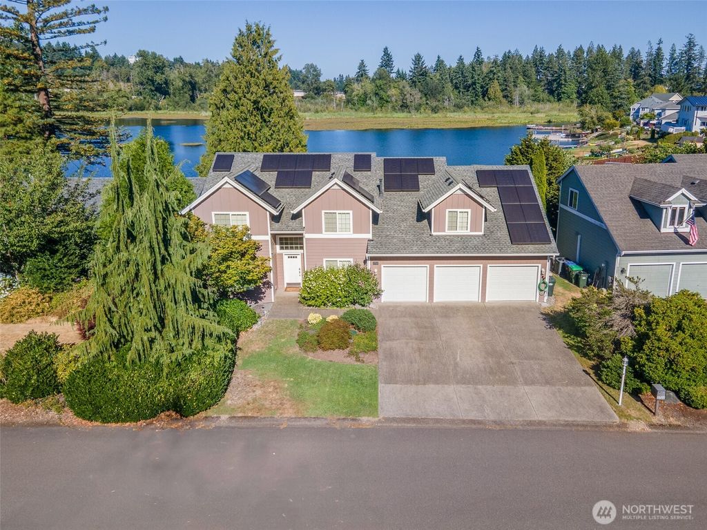Photo of 1722 Timberlake Court SE, Lacey, WA 98503 (MLS # 2490805)