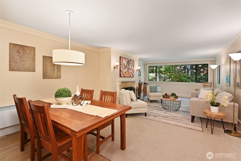 5858 NE Parkpoint Drive F-203