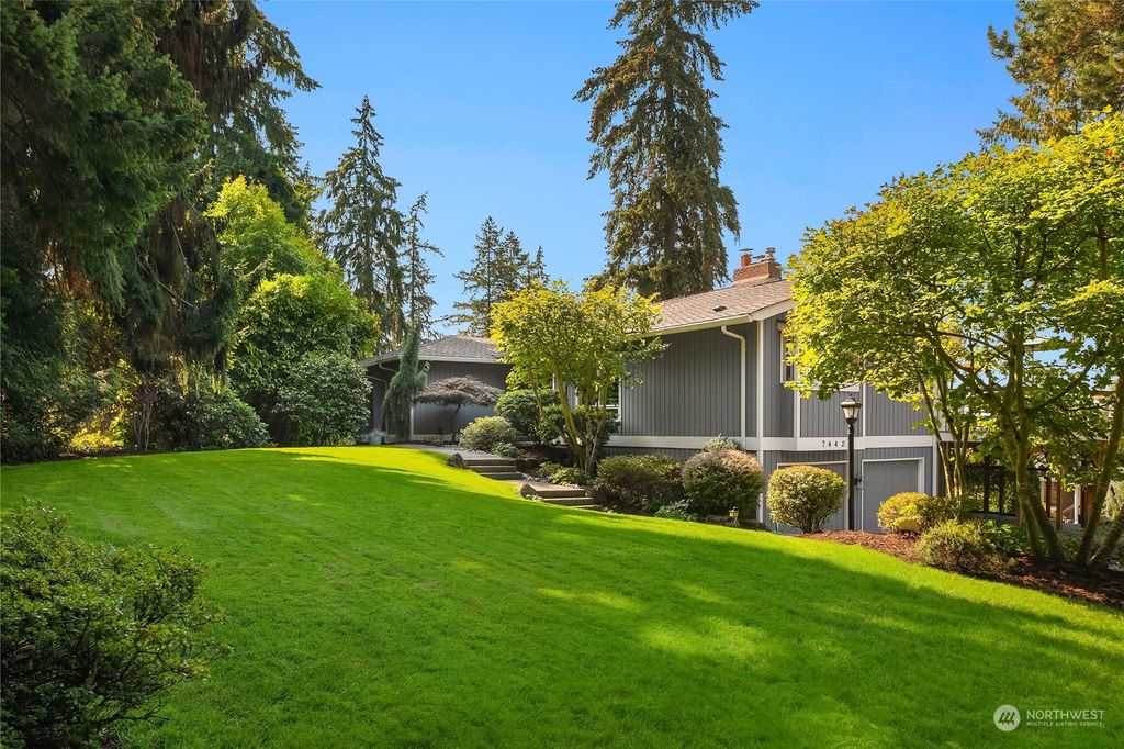 Photo of 7442 W Mercer Way, Mercer Island, WA 98040 (MLS # 2286752)