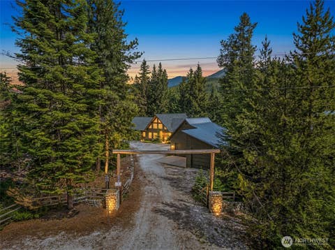 Photo of 2220 Riffle Drive, Leavenworth, WA 98826 (MLS # 2534186)