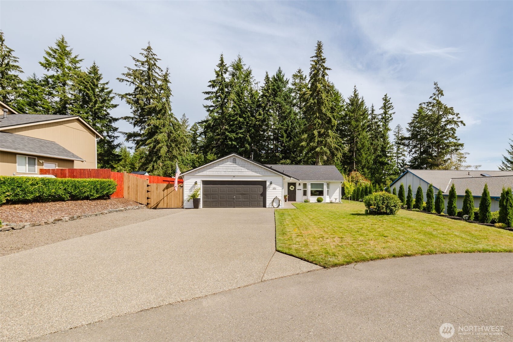 171 E Skylark Court