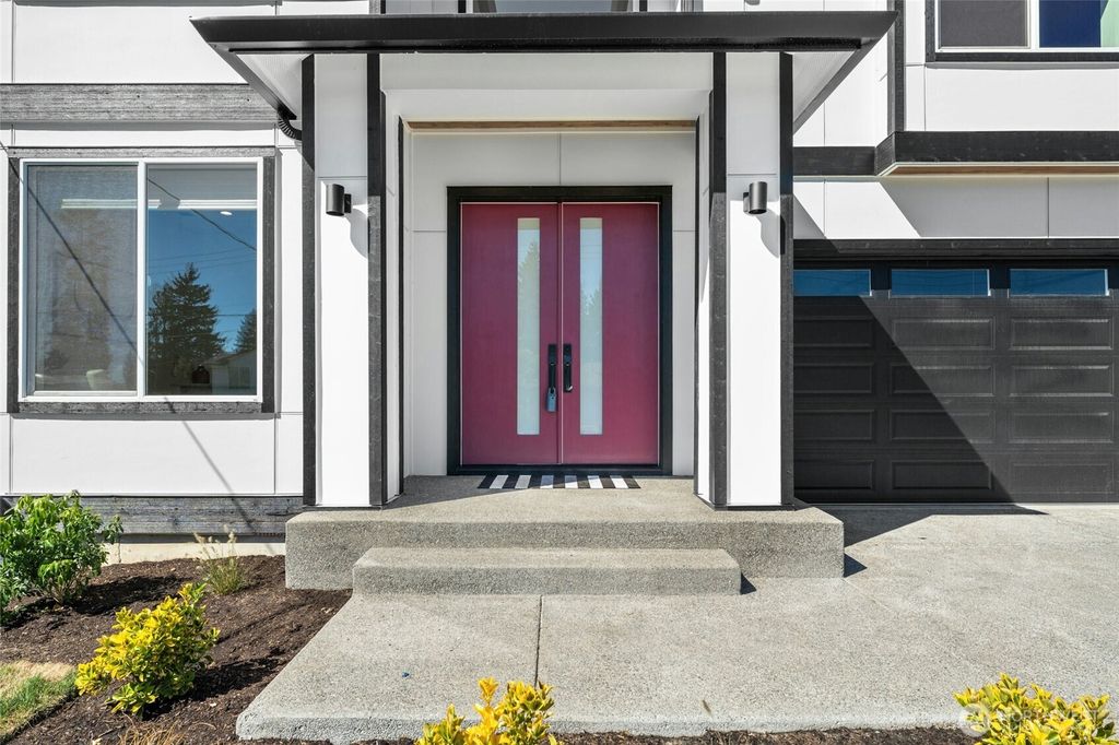 Photo of 1606 Maine Street, Milton, WA 98354 (MLS # 2420358)