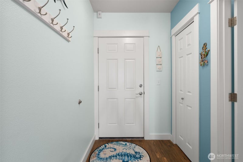 401 Westport View SW 303