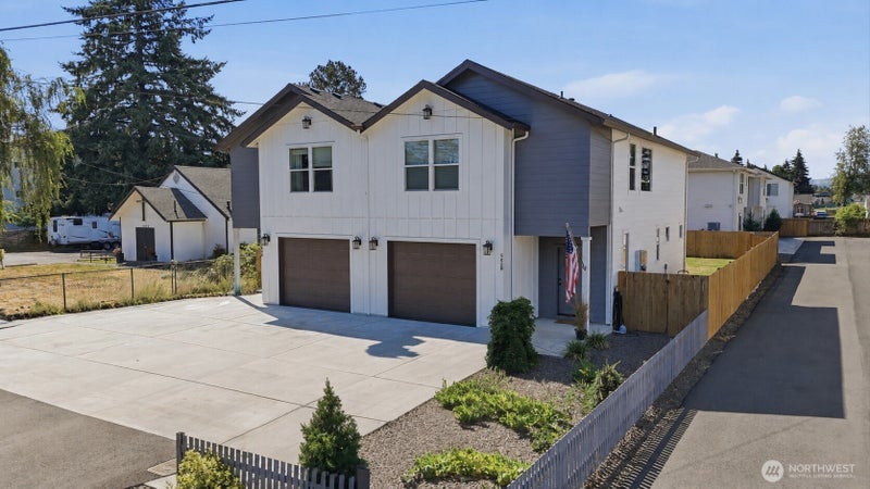 950 Walnut Street