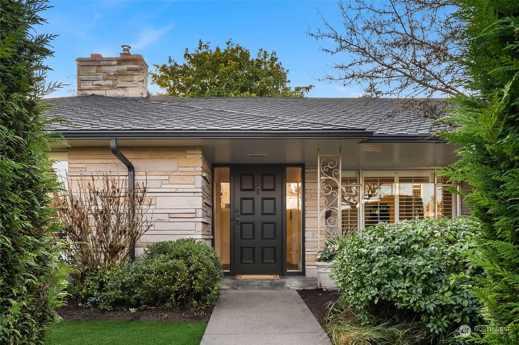 Photo of 1927 Blenheim Drive E, Seattle, WA 98112 (MLS # 2023534)