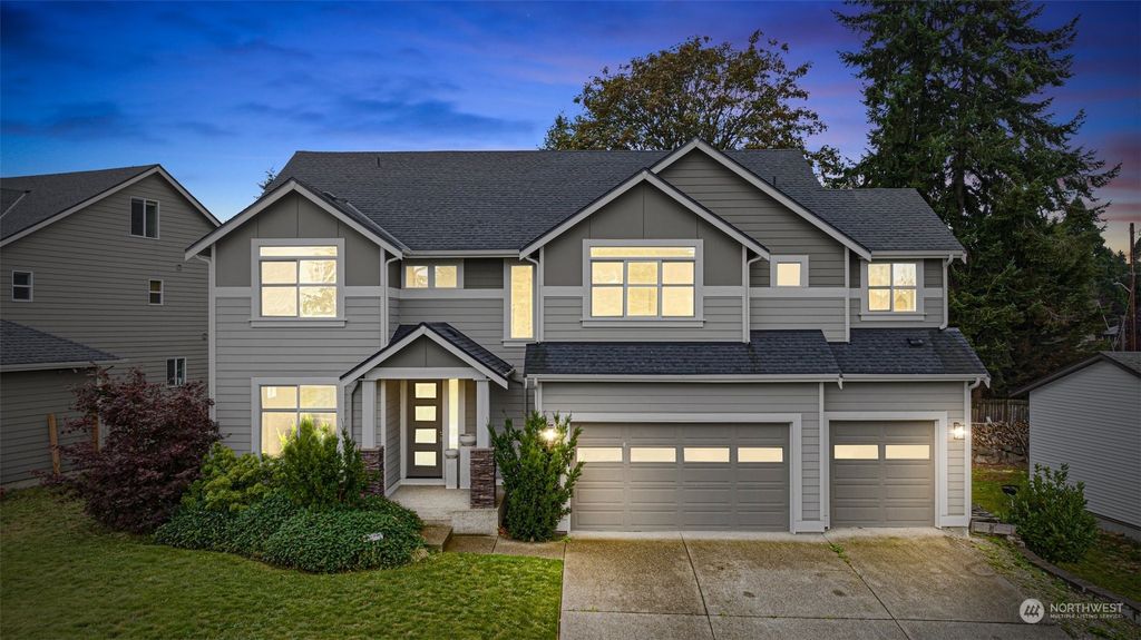 Photo of 14205 34th Avenue S, Tukwila, WA 98168 (MLS # 2293017)