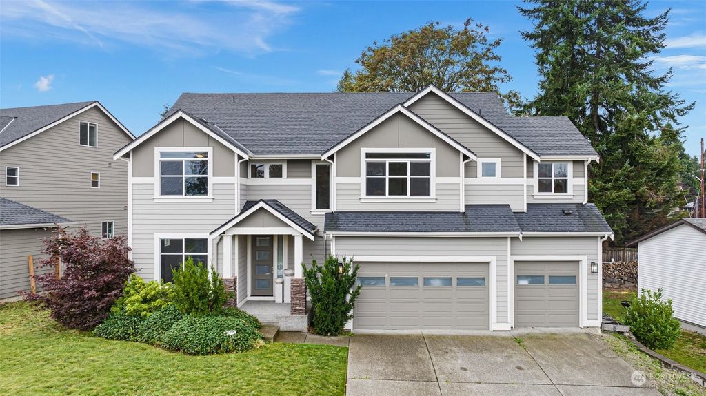 Photo of 14205 34th Avenue S, Tukwila, WA 98168 (MLS # 2293017)