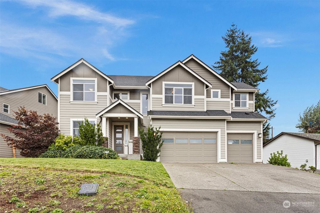 Photo of 14205 34th Avenue S, Tukwila, WA 98168 (MLS # 2293017)