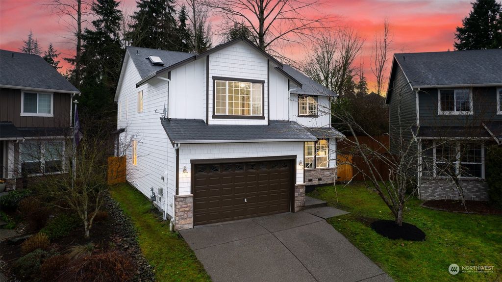 Photo of 20608 30th Avenue W, Lynnwood, WA 98036 (MLS # 2202534)
