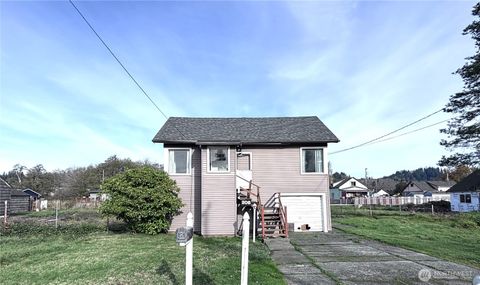 208 E King ST Aberdeen WA 98520