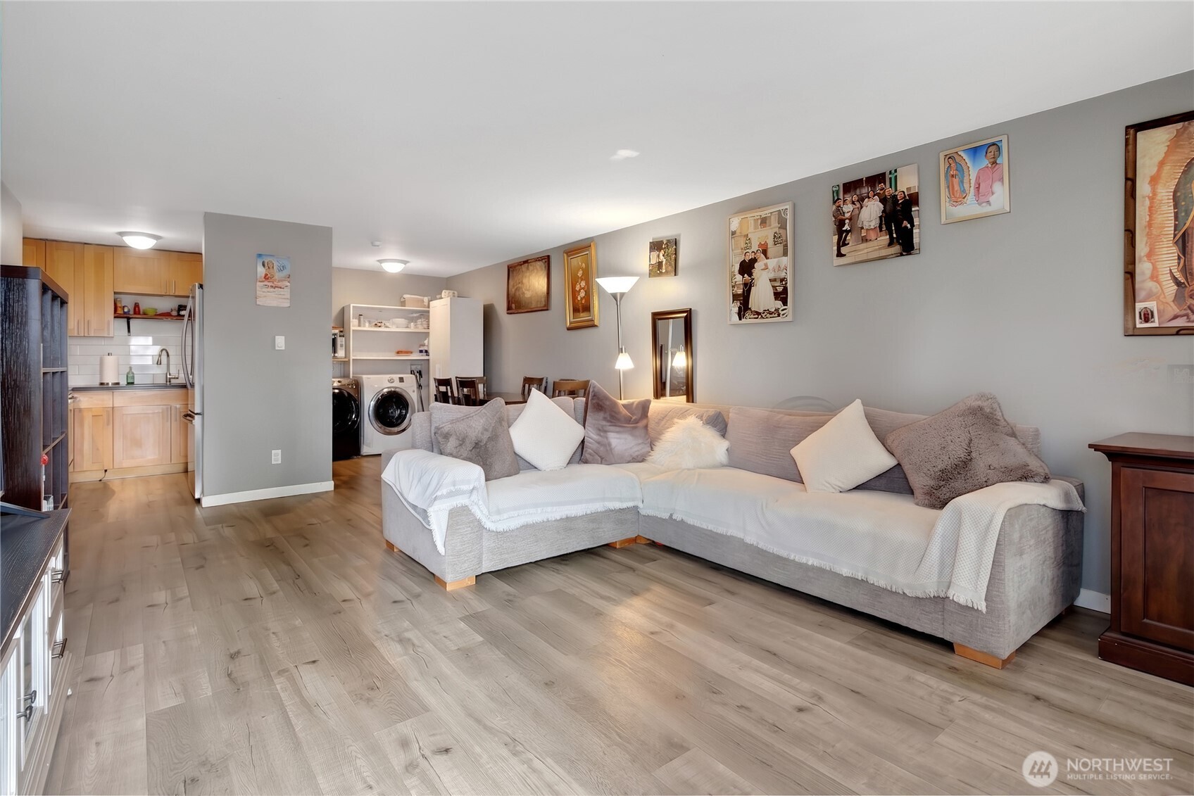 838 Harrington Avenue NE