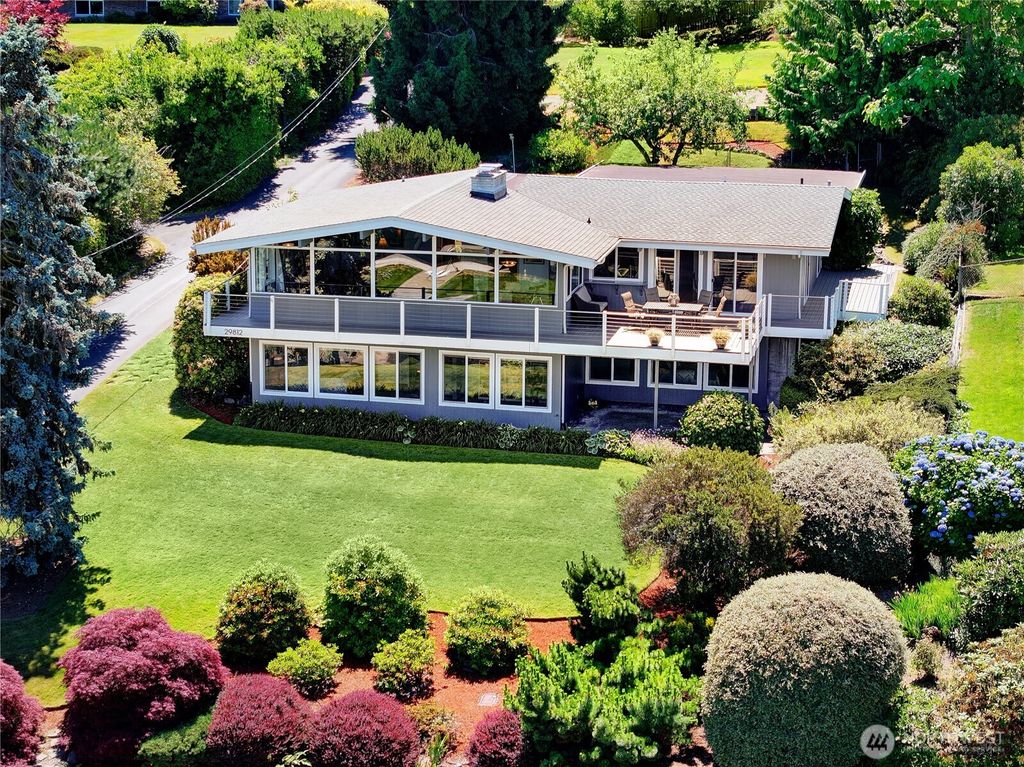 Photo of 29812 Marine View Drive SW, Federal Way, WA 98023 (MLS # 2404038)