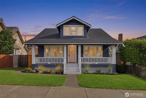 Photo of 811 N L Street, Tacoma, WA 98403 (MLS # 2558852)