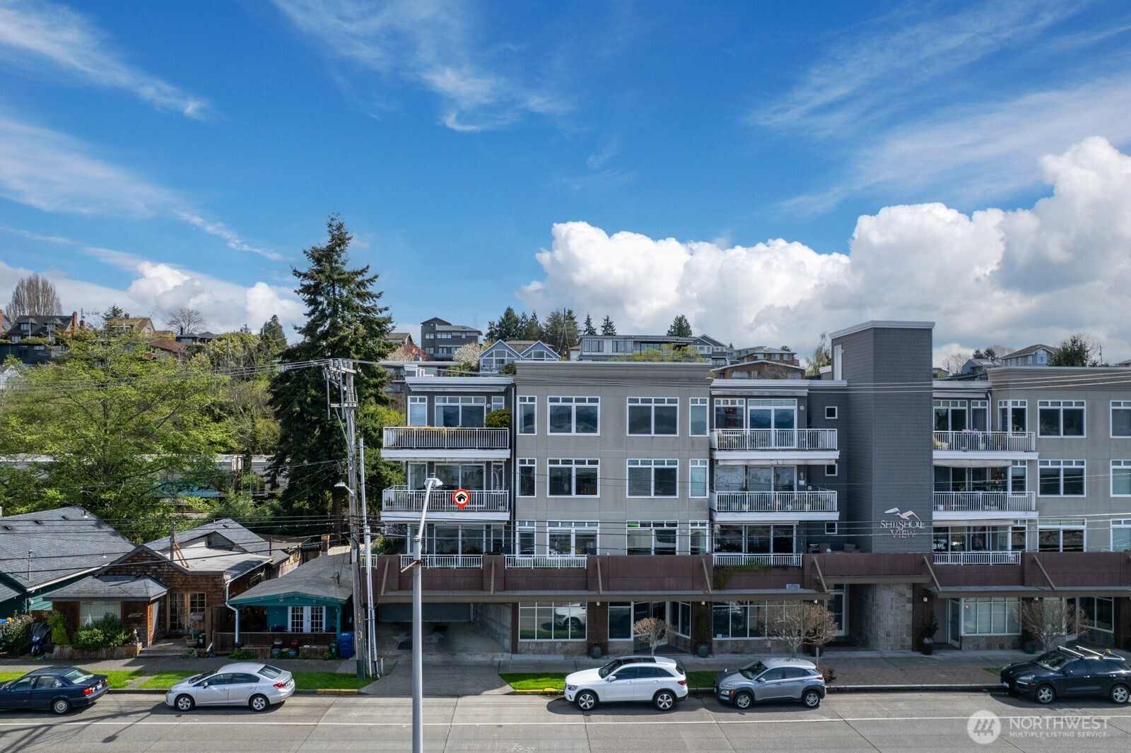 6042 Seaview Avenue NW 301
