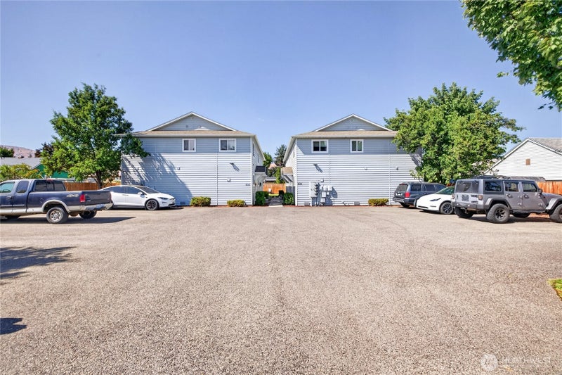 608 Sunset Avenue 1