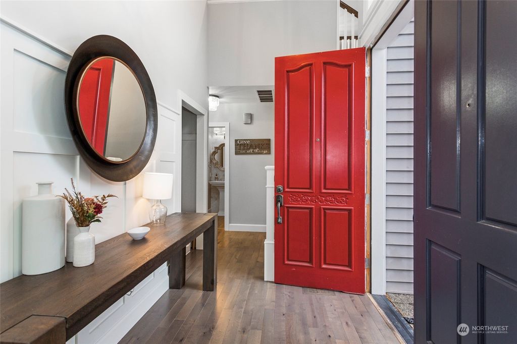 Photo of 730 145th Place SW, Lynnwood, WA 98087 (MLS # 2299017)