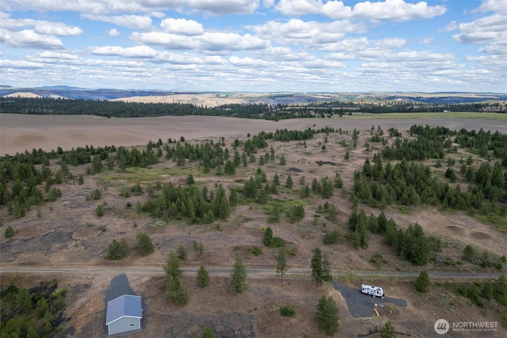 Photo of 35390 Prairie Lane N #Lot 5, Creston, WA 99117 (MLS # 2458226)