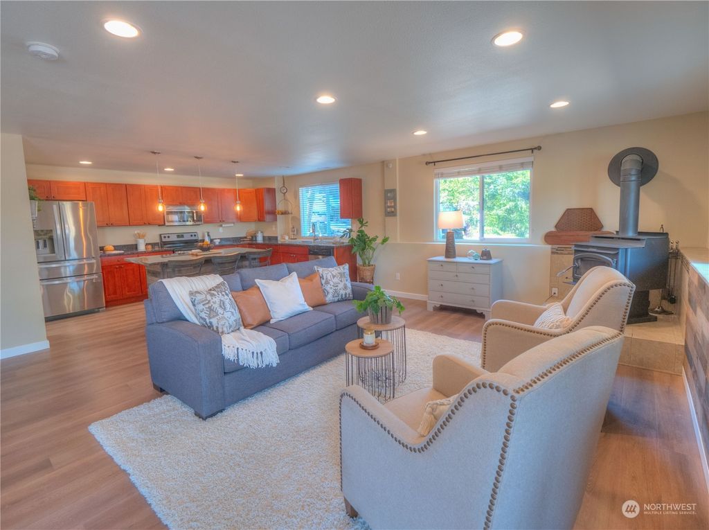 Photo of 27805 SE 392nd Street, Enumclaw, WA 98022 (MLS # 2142049)