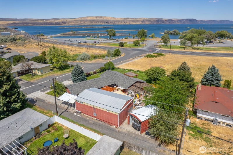 416 N 4 Street