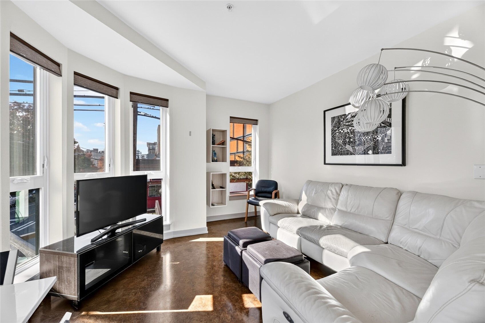 1410 E Pine Street W120