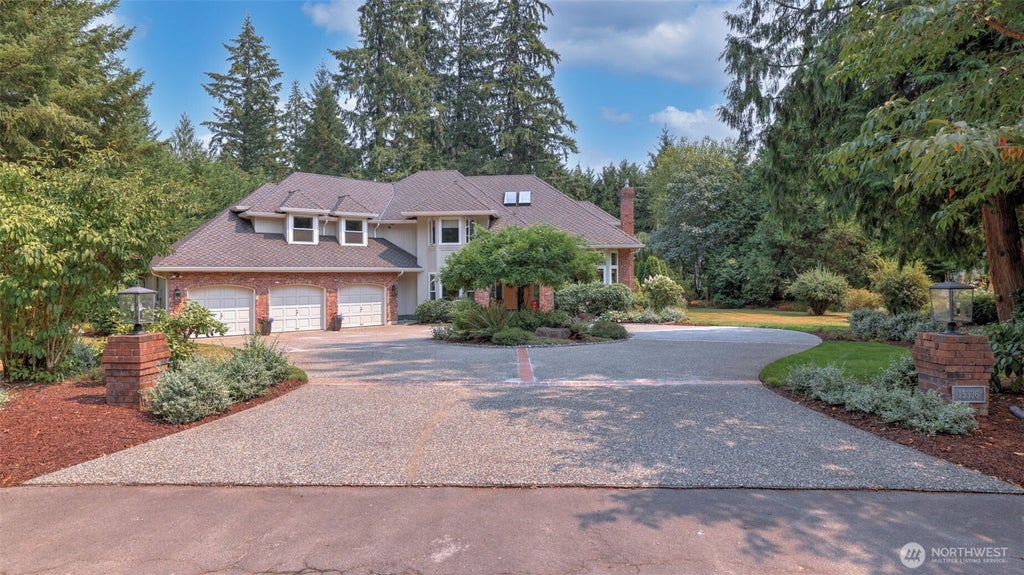 Photo of 15336 188th Avenue NE, Woodinville, WA 98072 (MLS # 2574417)