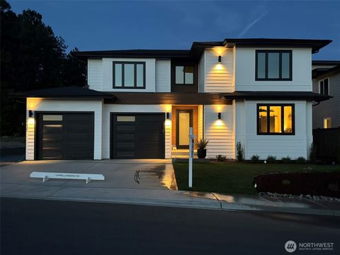 Photo of 3233 NW Brianna Avenue, East Wenatchee, WA 98802 (MLS # 2486332)