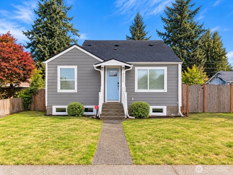 Photo of 3111 S 14th Street, Tacoma, WA 98405 (MLS # 2590538)