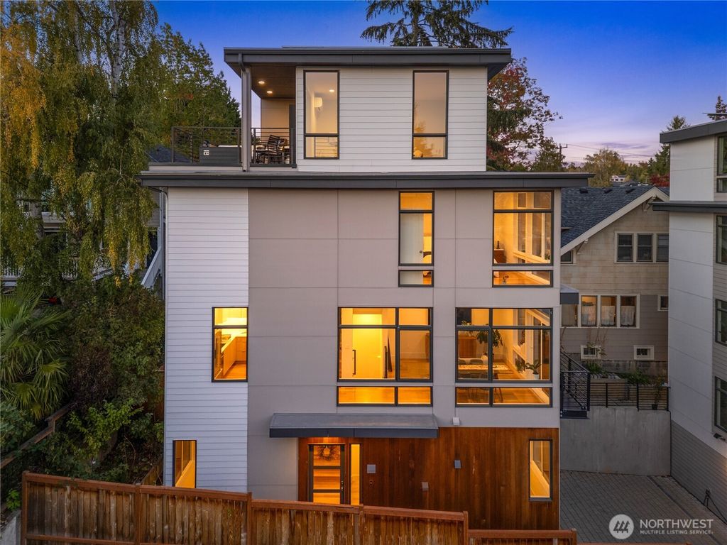 Photo of 3959 1st Avenue NE #A, Seattle, WA 98105 (MLS # 2480944)