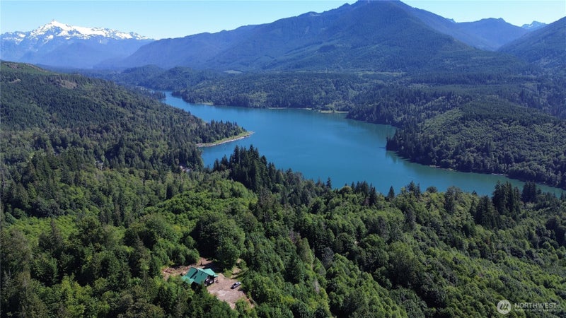 45028 Baker Lake Road