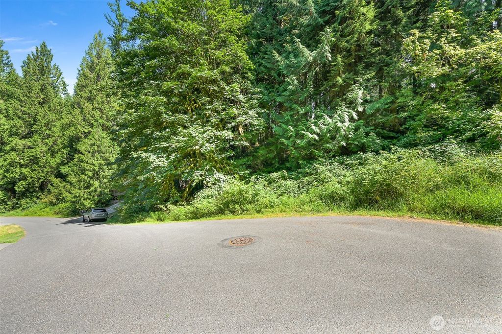 Photo of 18 Sparrow Court, Bellingham, WA 98229 (MLS # 2528391)
