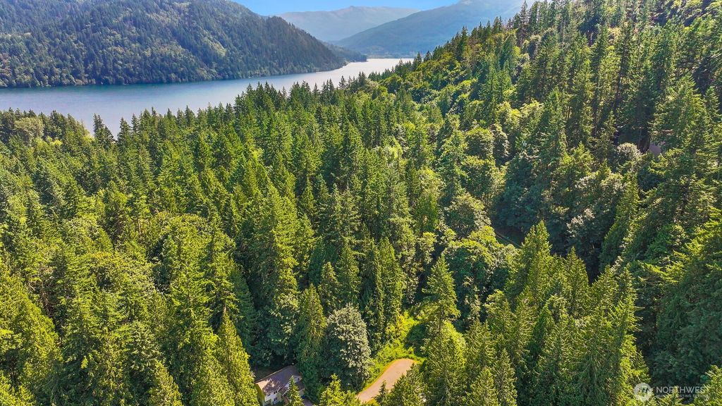 Photo of 18 Sparrow Court, Bellingham, WA 98229 (MLS # 2528391)