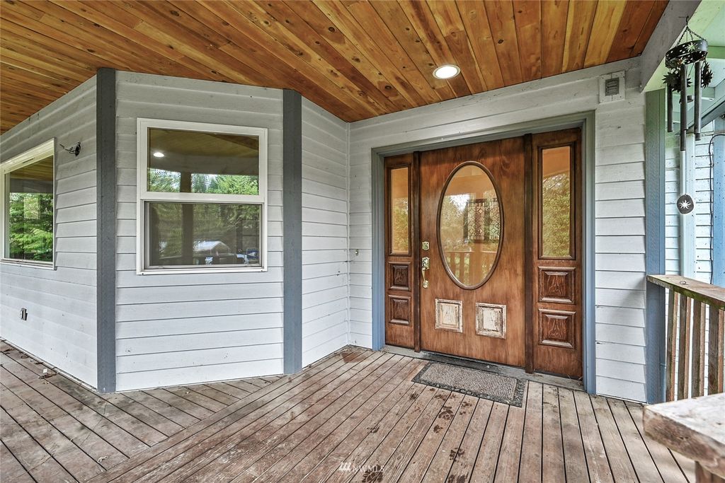 Photo of 13329 226th Avenue NE, Granite Falls, WA 98252 (MLS # 1927880)