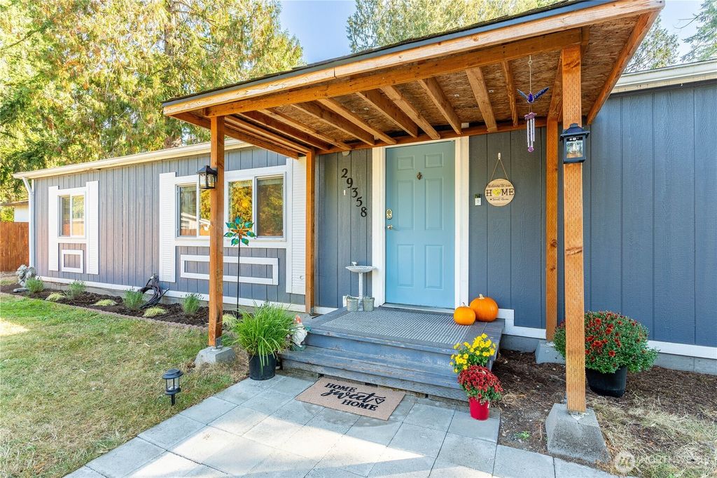 Photo of 29358 215th Place SE, Kent, WA 98042 (MLS # 2422594)