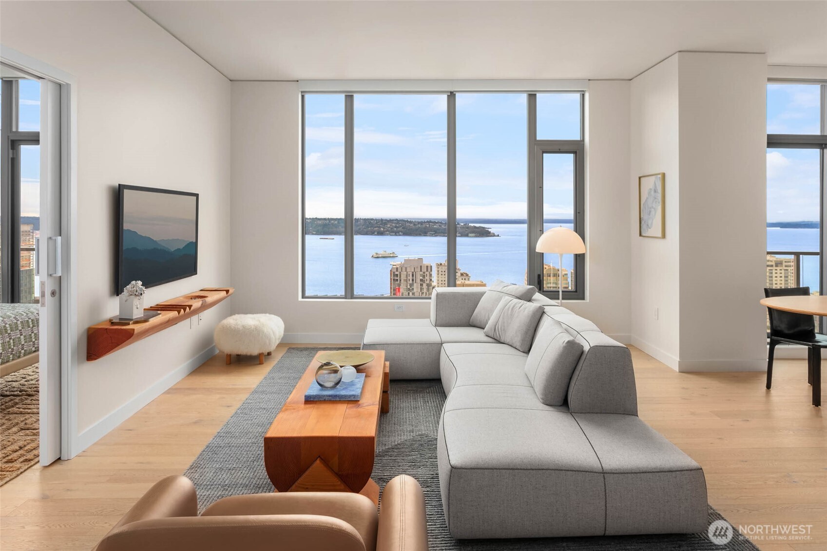 2510 6th Avenue 3705