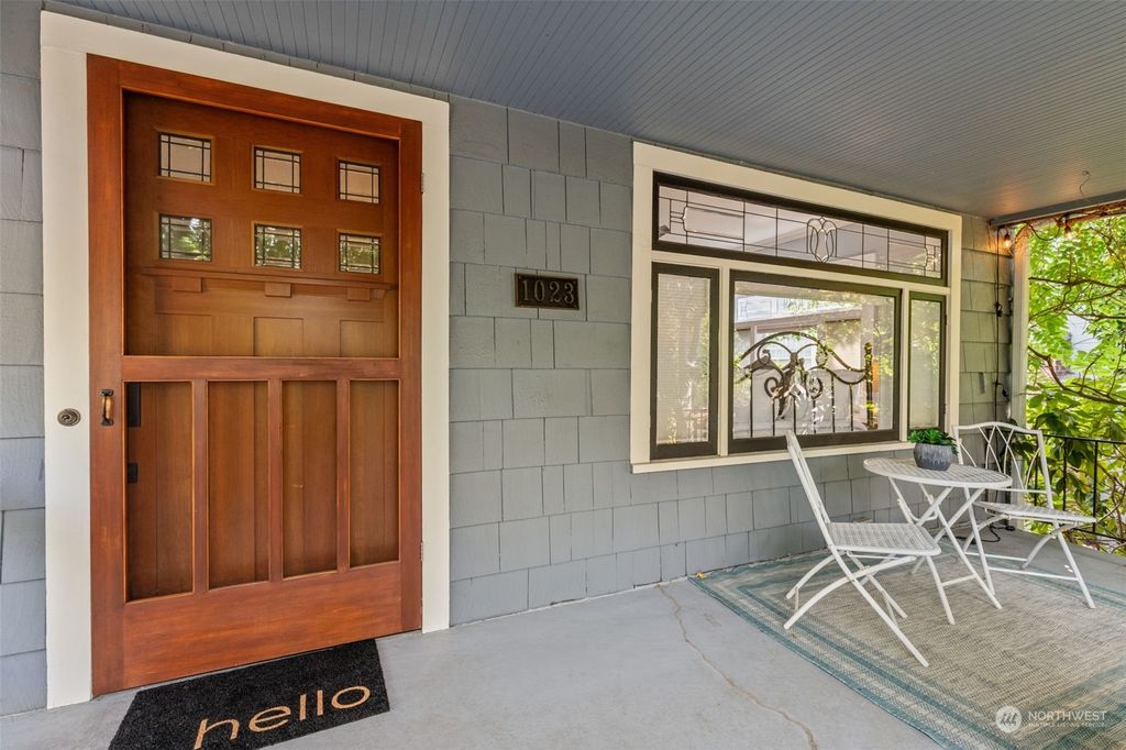 Photo of 1023 NE 62nd Street, Seattle, WA 98115 (MLS # 2153592)