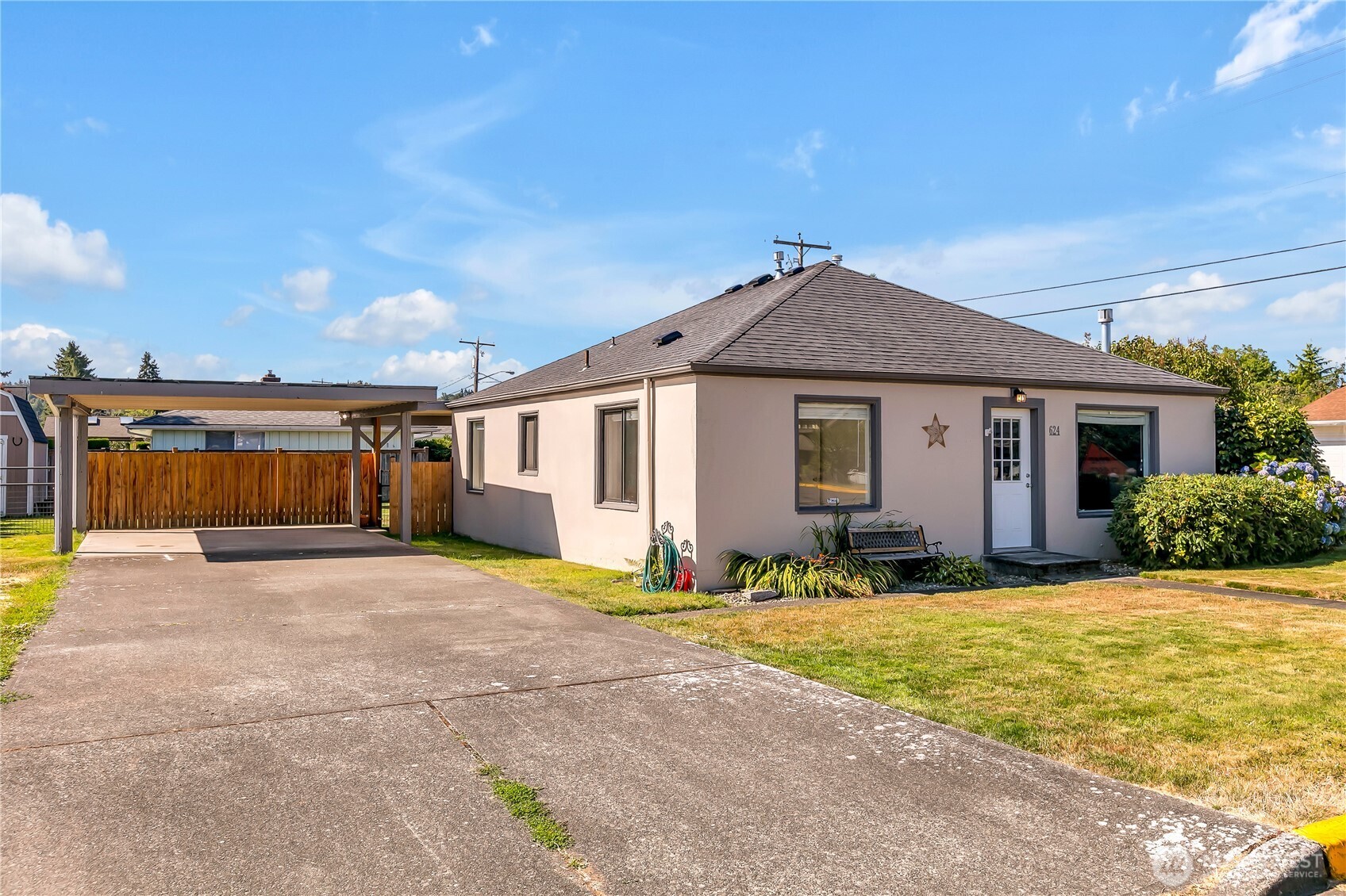 624 9th Avenue SW