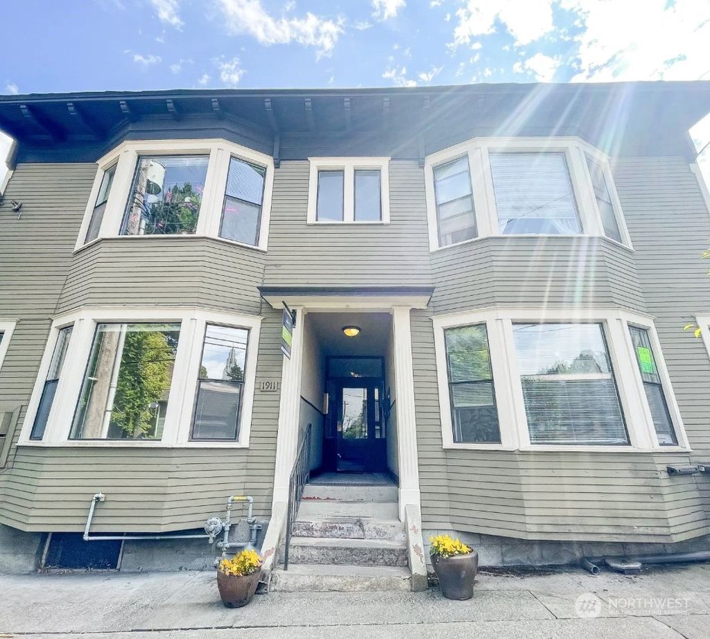 Photo of 1911 E Roy Street, Seattle, WA 98112 (MLS # 2330390)