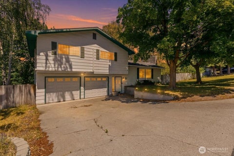 Photo of 21 Diamond Street, Electric City, WA 99123 (MLS # 2543873)