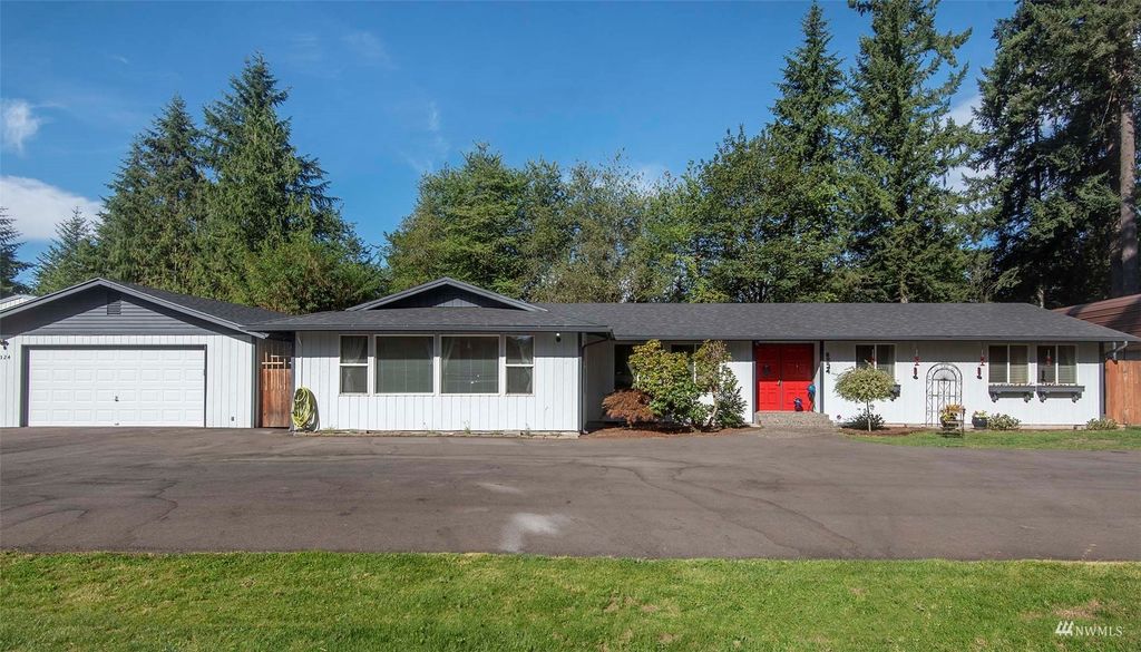 Photo of 8324 158th Drive SE, Lake Stevens, WA 98258 (MLS # 1986284)