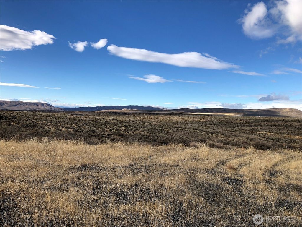 Photo of 13123 Stirrup Place, Ephrata, WA 98823 (MLS # 2482348)