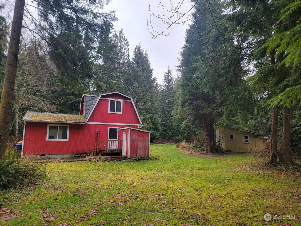 Photo of 21701 123rd Avenue NE, Arlington, WA 98223 (MLS # 2045033)