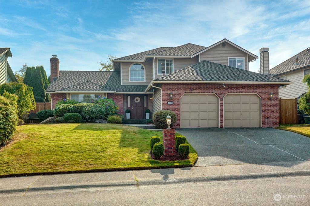 Photo of 12463 NE 164th Street, Woodinville, WA 98072 (MLS # 2009487)