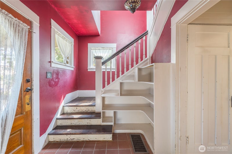 220 W 11th Street