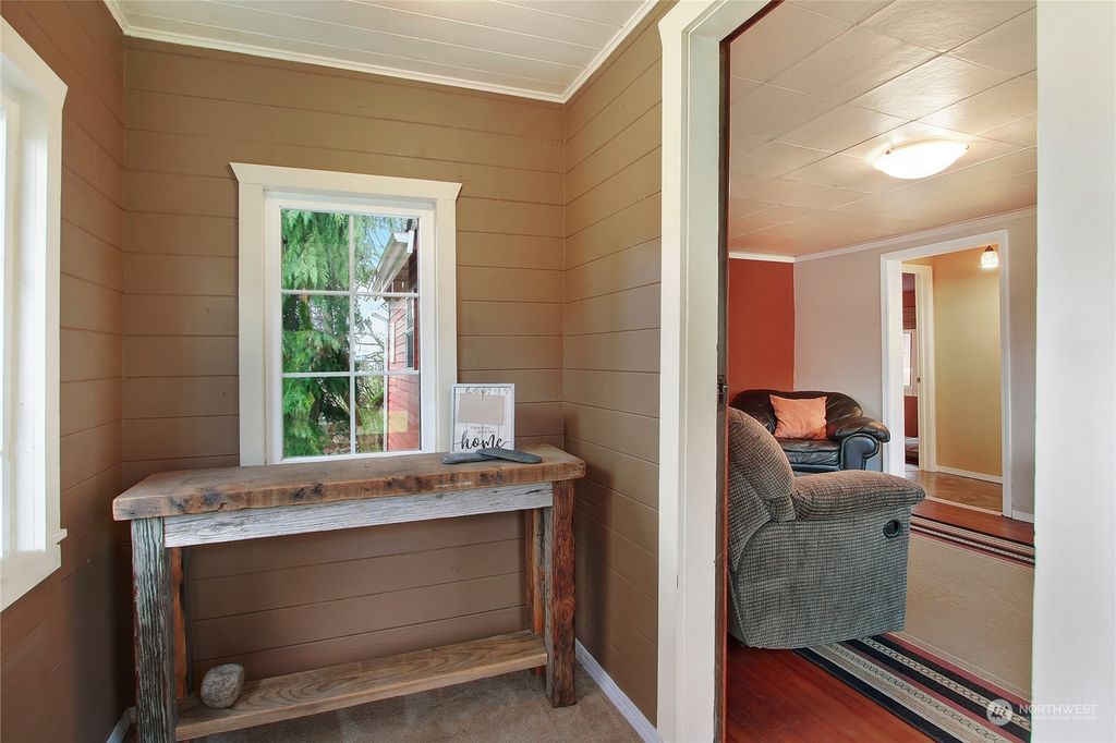 Photo of 12244 22ND Avenue S, Burien, WA 98168 (MLS # 2198866)