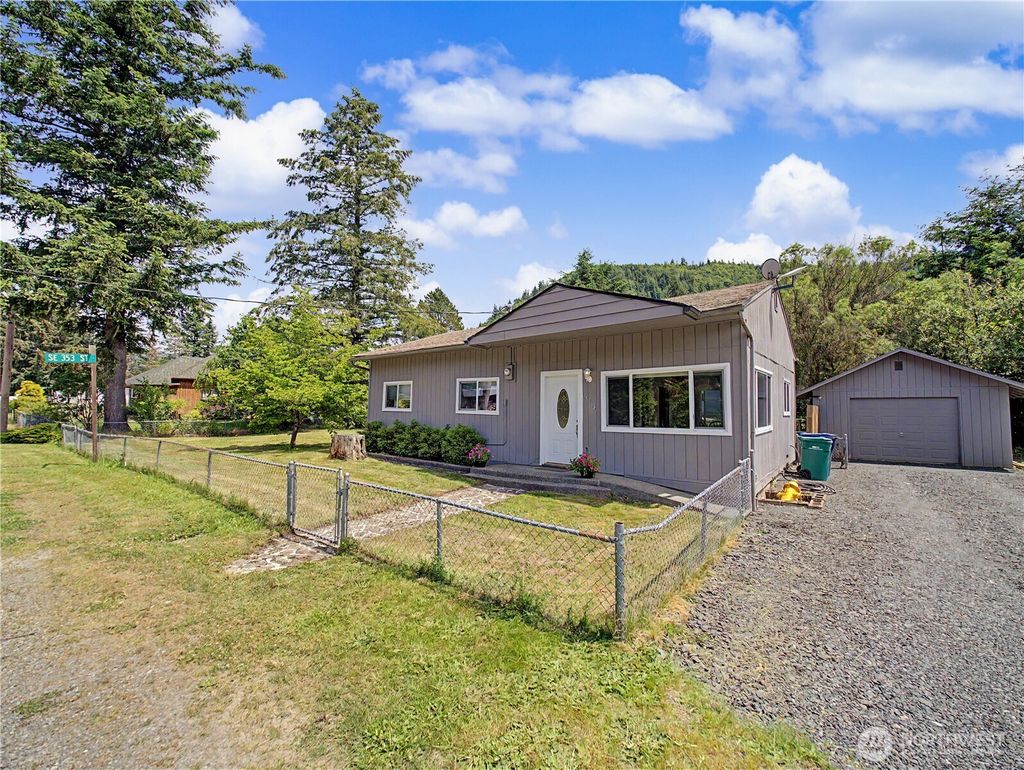 Photo of 35314 312th Way SE, Enumclaw, WA 98022 (MLS # 2540275)