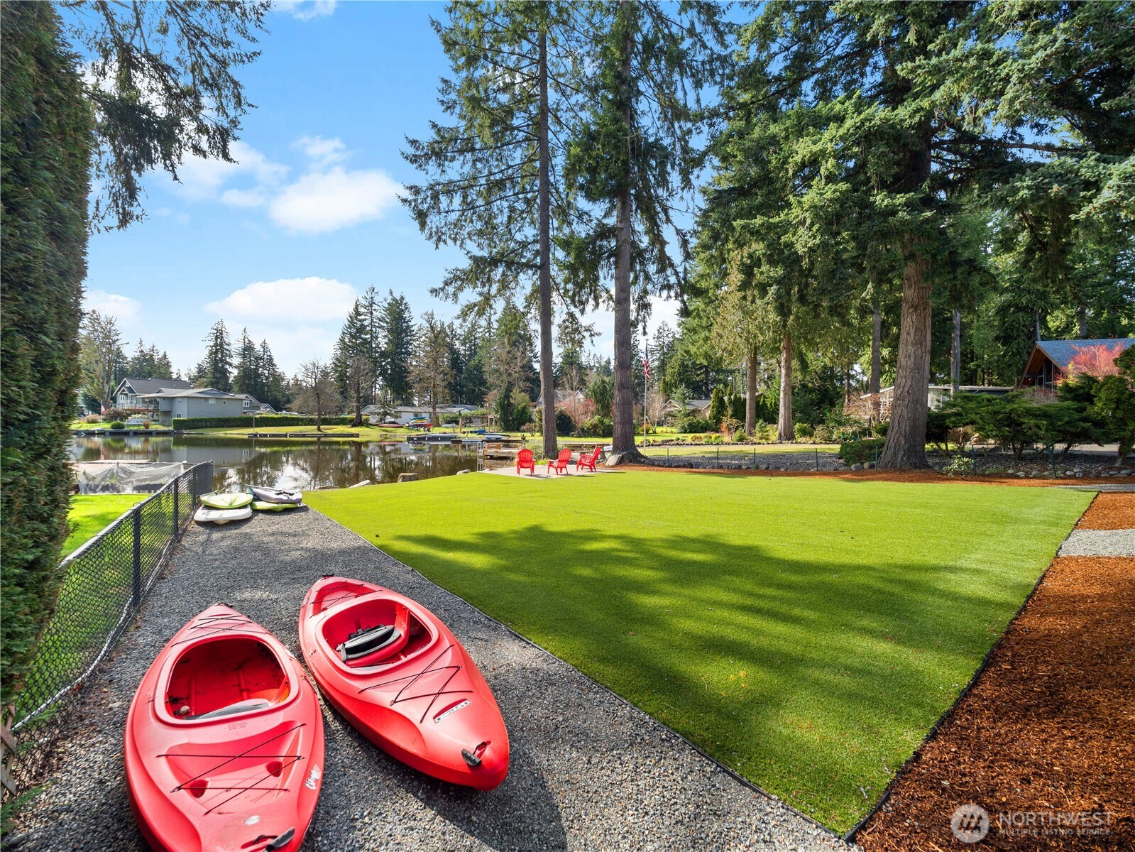 Black Diamond, Washington, 98010, United States, 5 Bedrooms Bedrooms, ,5 BathroomsBathrooms,Residential,Active,2032942