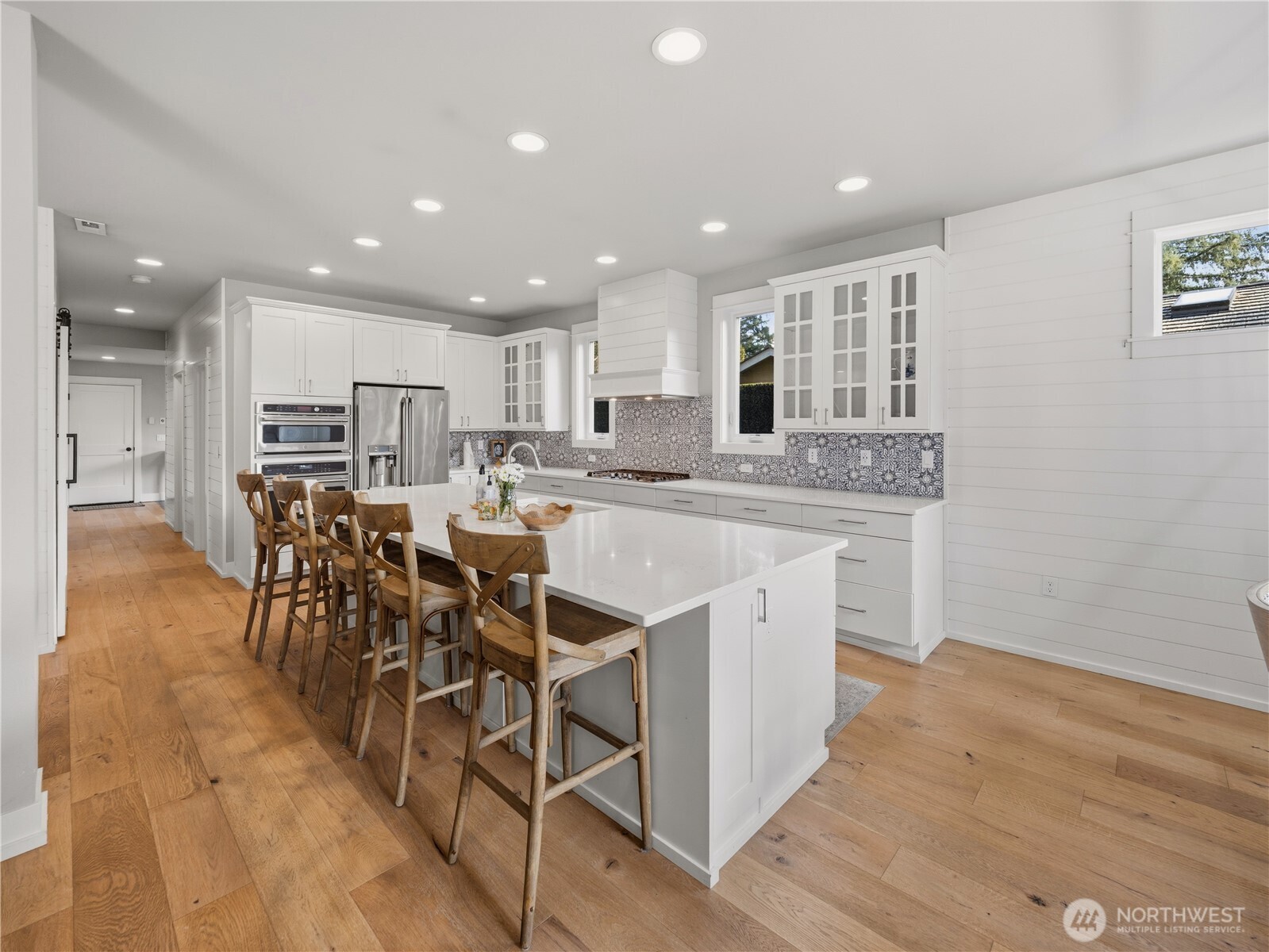 Black Diamond, Washington, 98010, United States, 5 Bedrooms Bedrooms, ,5 BathroomsBathrooms,Residential,Active,2032942
