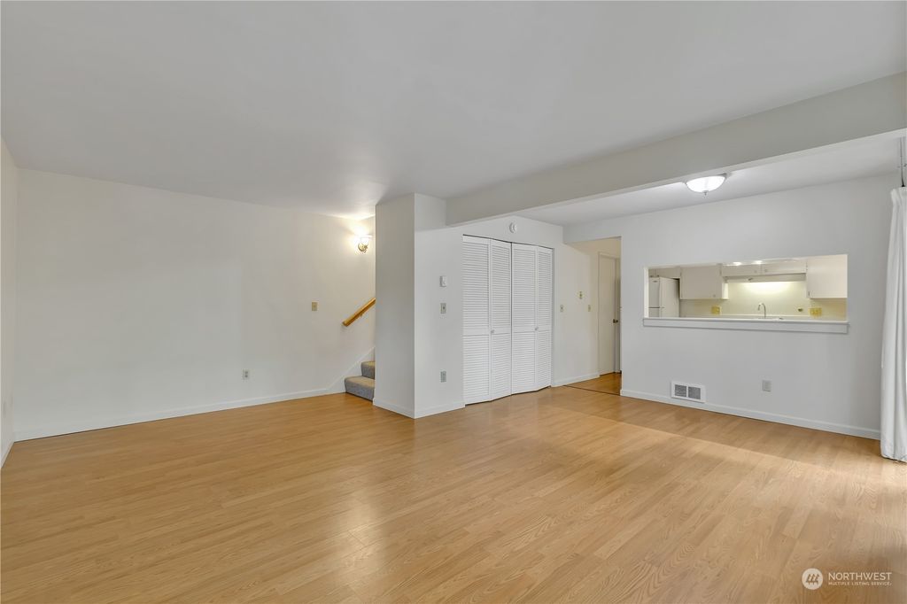Photo of 12242 SE 59th Street #122, Bellevue, WA 98006 (MLS # 2241797)